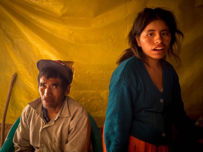 Huamboy- Perú - El invidente Ignacio Palomares y su hija Urbana